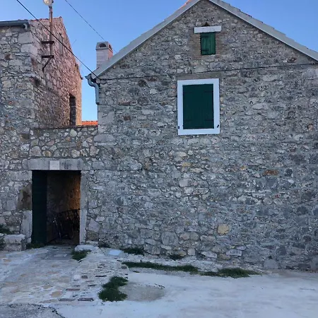 Bongo Сasa de vacaciones Ždrelac